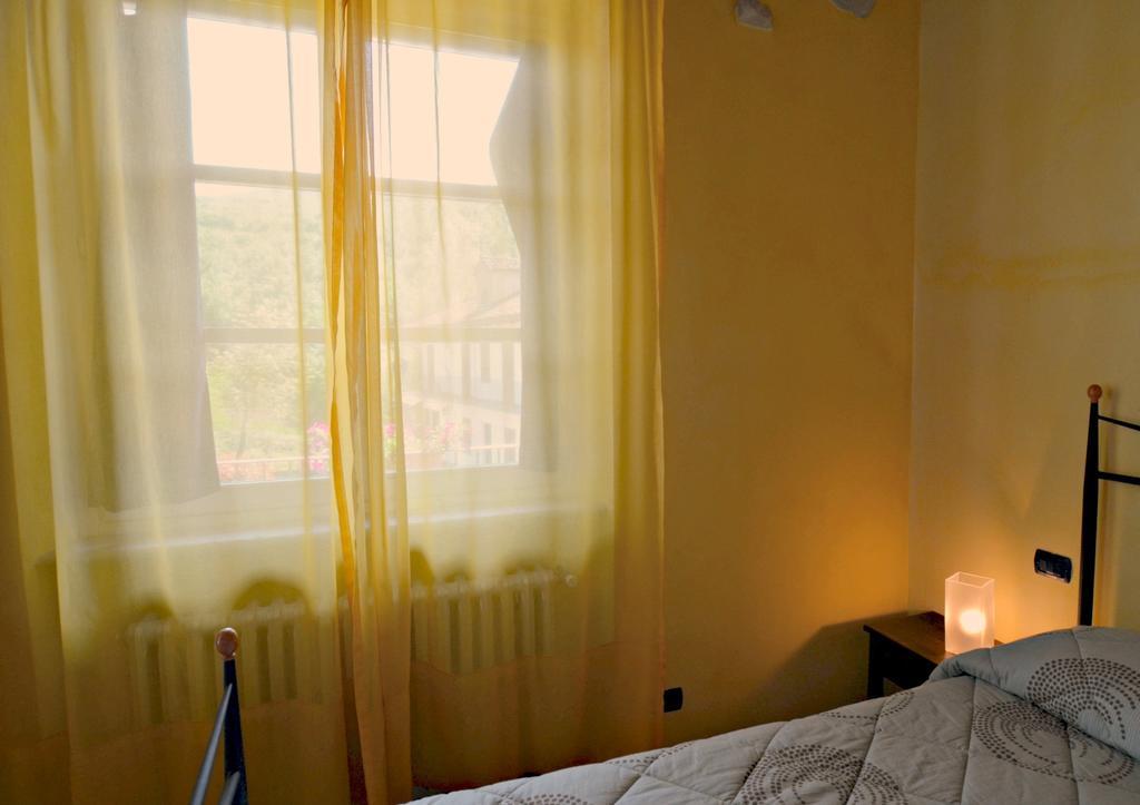 Gasthaus Cascina Il Convivio Diano dʼAlba Zimmer foto