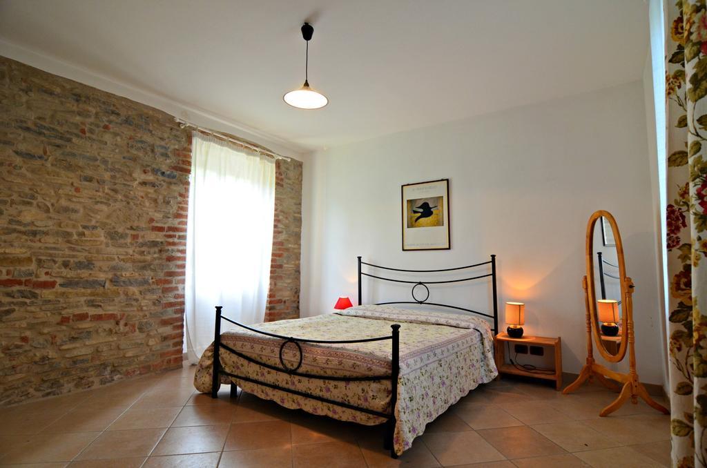 Gasthaus Cascina Il Convivio Diano dʼAlba Zimmer foto